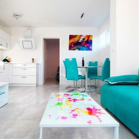 Vila Magenta, Terrace, Free Parking イゾラ エクステリア 写真